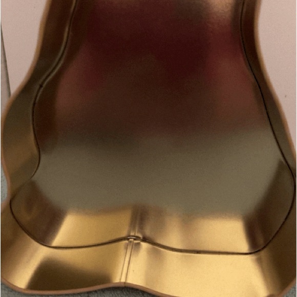 Vintage Purple Winnie The Pooh Collectible Tin - Picture 3 of 3